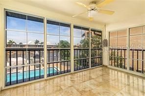 For Sale: $299,900 (2 beds, 2 baths, 1410 Square Feet)