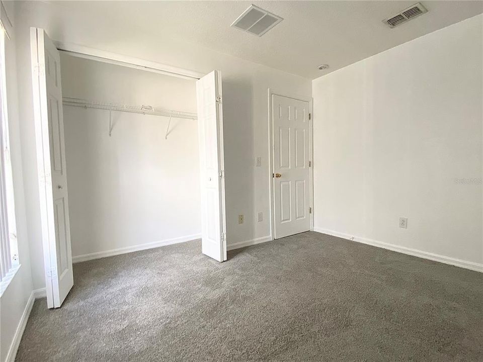 For Rent: $2,200 (4 beds, 2 baths, 1639 Square Feet)