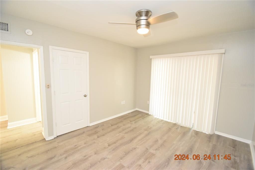 For Rent: $2,000 (2 beds, 2 baths, 1300 Square Feet)