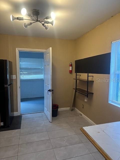 For Rent: $1,875 (2 beds, 1 baths, 779 Square Feet)