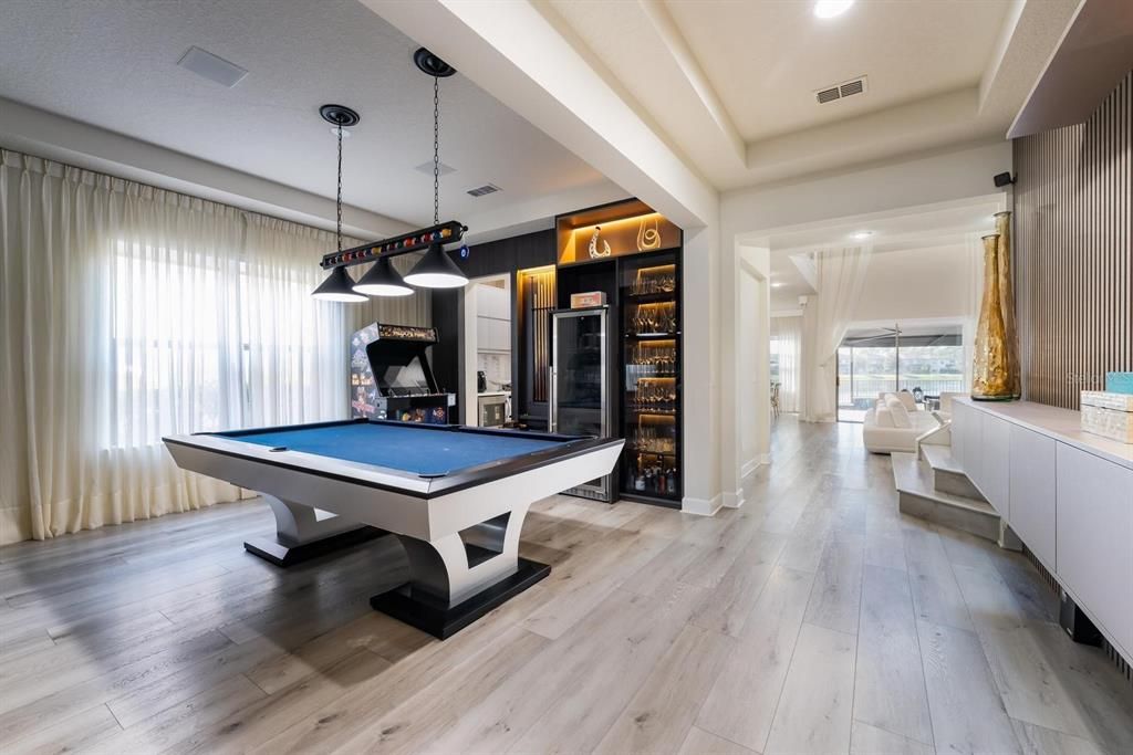 Active With Contract: $1,450,000 (4 beds, 3 baths, 4176 Square Feet)