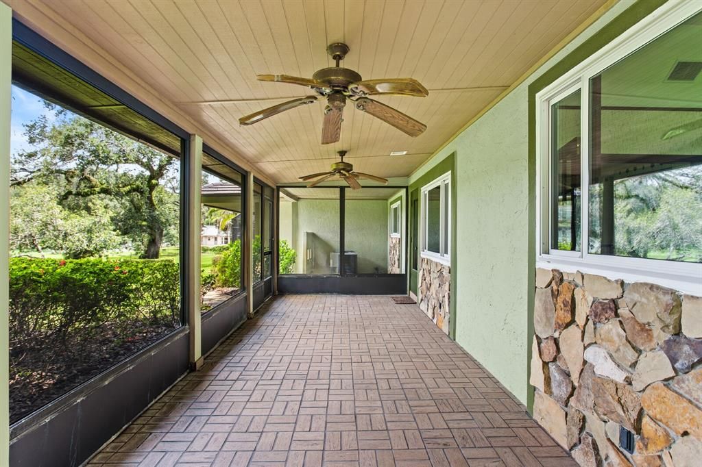 Second lanai off the breakfast nook!