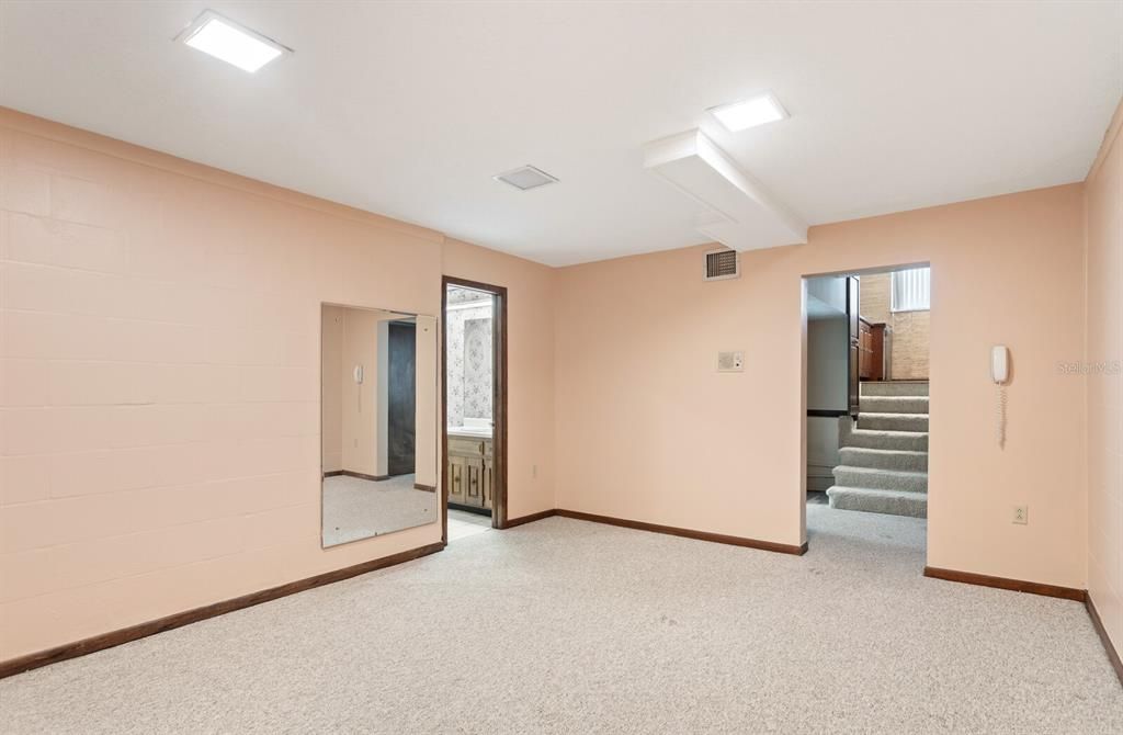 Downstairs bonus room that could make a great fifth bedroom!