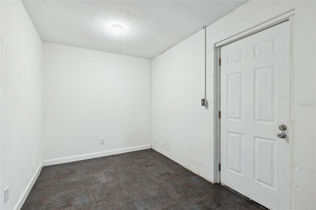For Sale: $345,000 (3 beds, 2 baths, 1516 Square Feet)