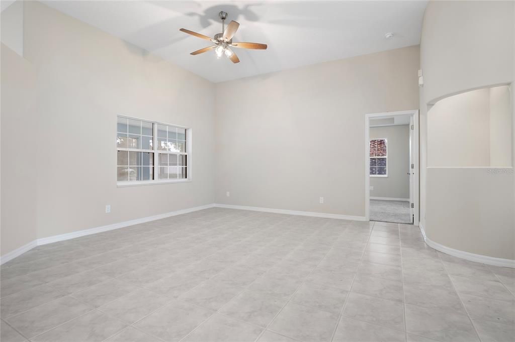 For Sale: $379,900 (3 beds, 2 baths, 2160 Square Feet)