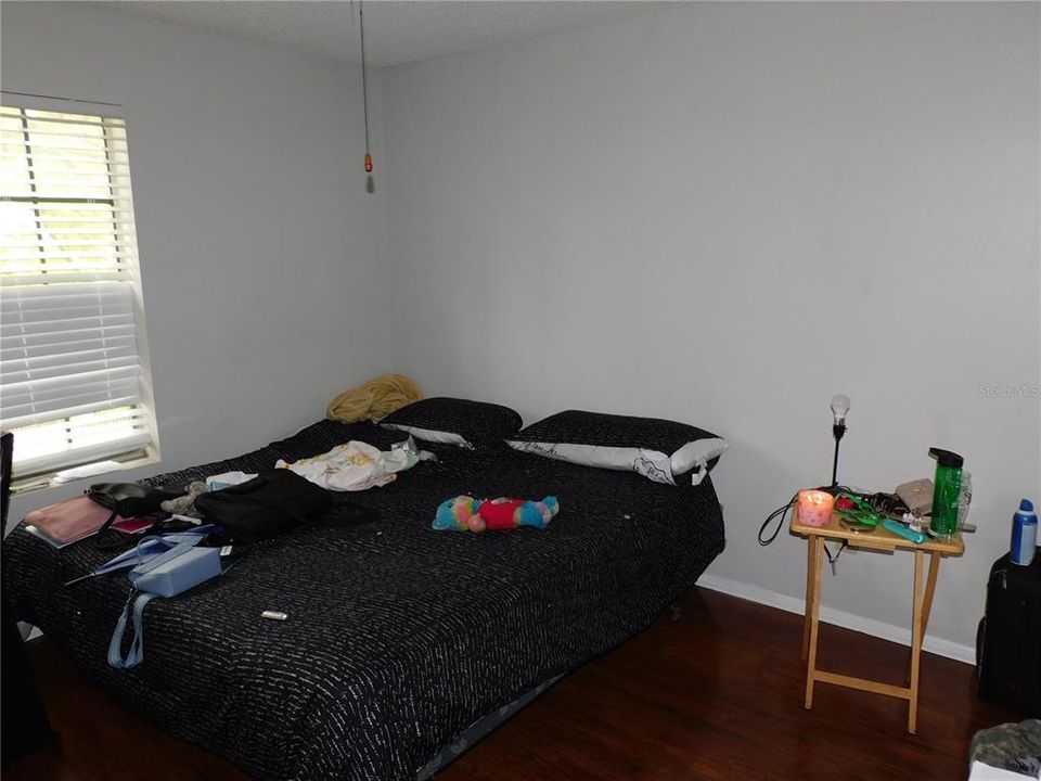 For Sale: $150,000 (1 beds, 1 baths, 552 Square Feet)