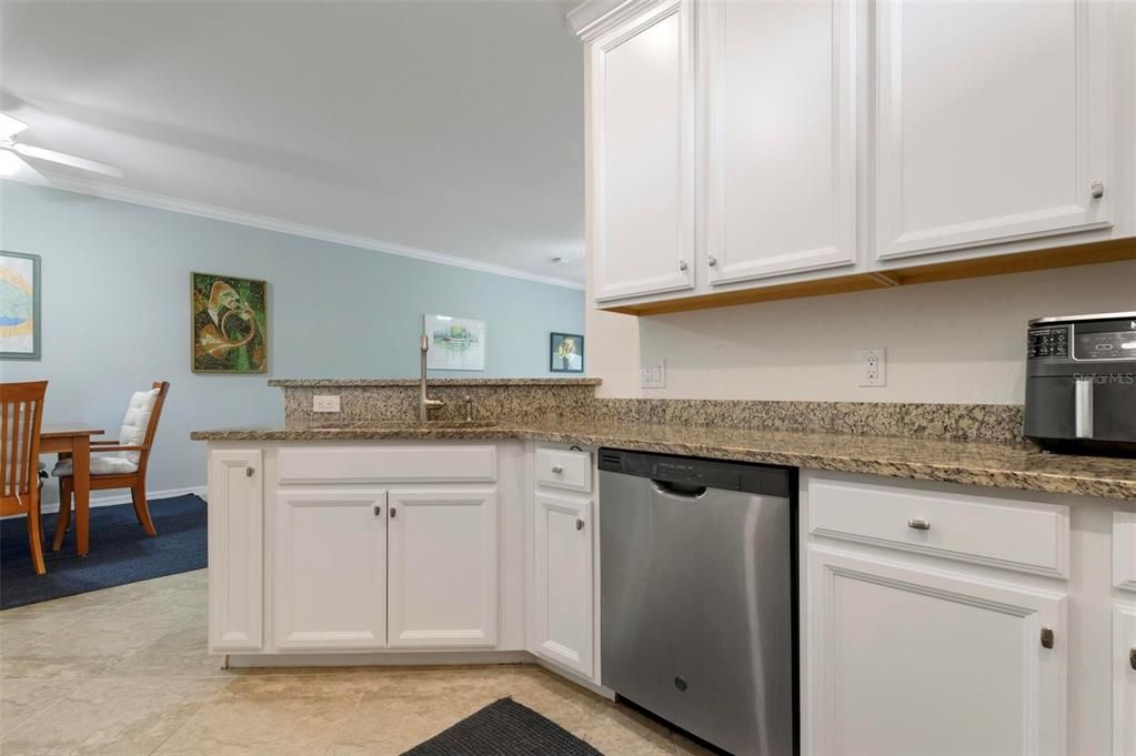 For Sale: $489,900 (2 beds, 2 baths, 1568 Square Feet)