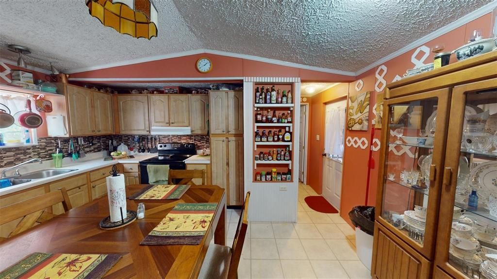 For Sale: $266,500 (3 beds, 2 baths, 1152 Square Feet)