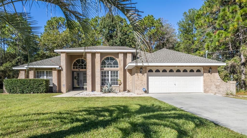 For Sale: $539,000 (3 beds, 2 baths, 1954 Square Feet)