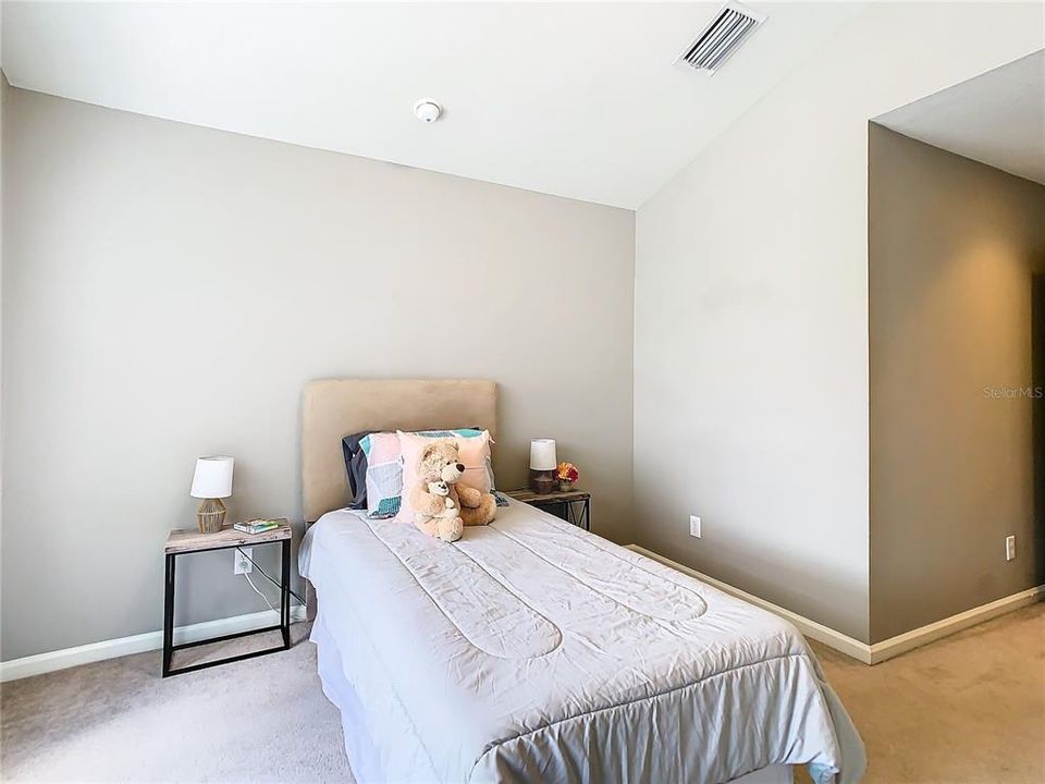 For Sale: $369,000 (3 beds, 2 baths, 1622 Square Feet)