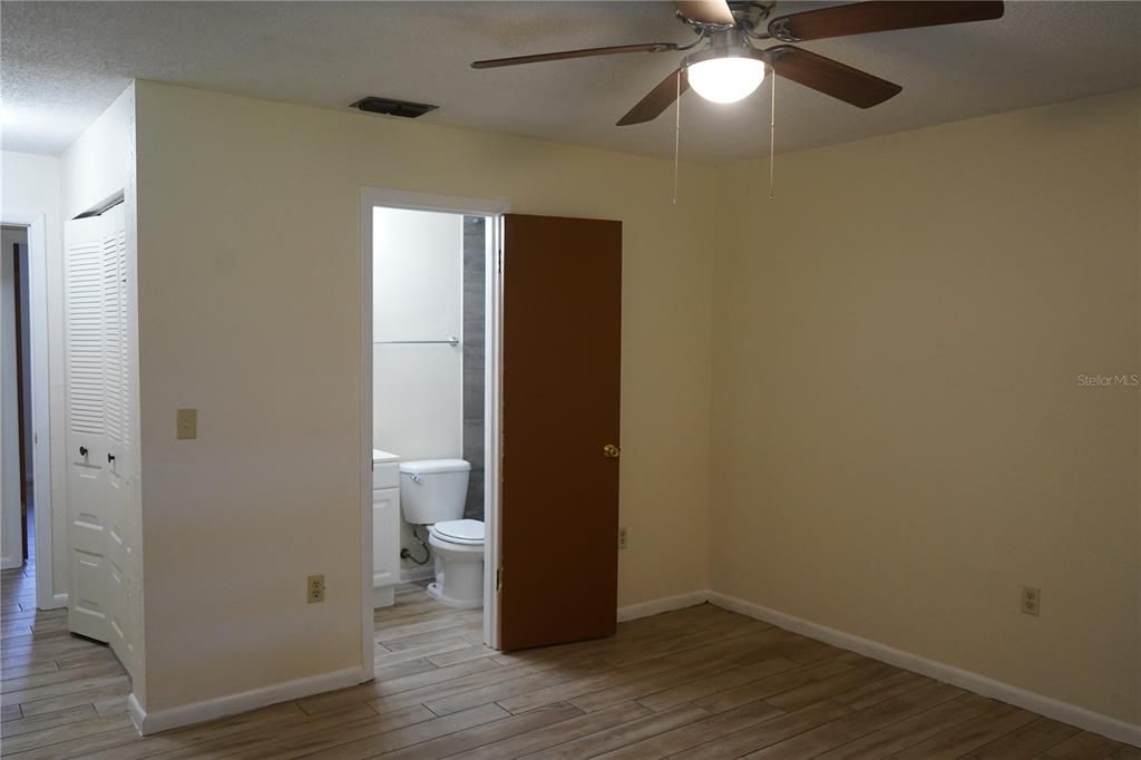 For Rent: $1,349 (2 beds, 2 baths, 962 Square Feet)