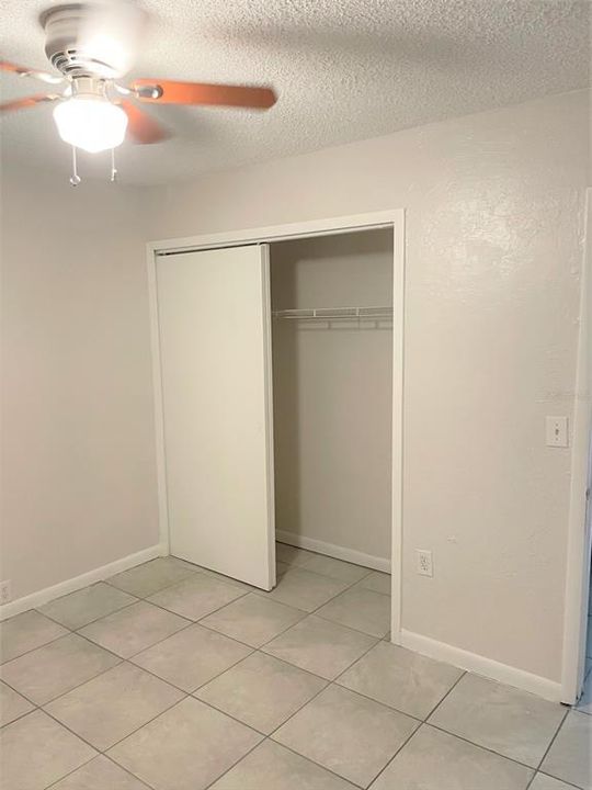 For Rent: $1,000 (2 beds, 1 baths, 810 Square Feet)