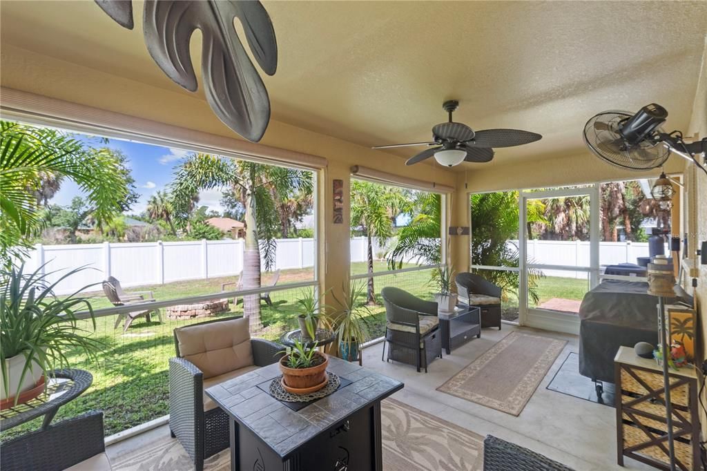 For Sale: $350,000 (3 beds, 2 baths, 1318 Square Feet)