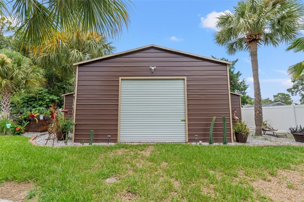 For Sale: $449,900 (3 beds, 2 baths, 1687 Square Feet)