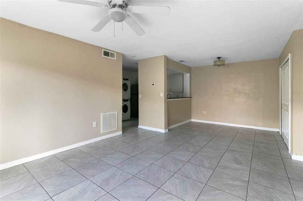 For Rent: $1,500 (2 beds, 2 baths, 934 Square Feet)