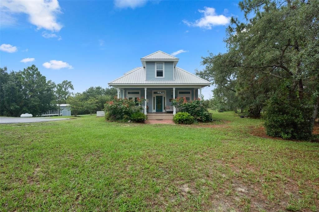 For Sale: $725,000 (3 beds, 2 baths, 1792 Square Feet)