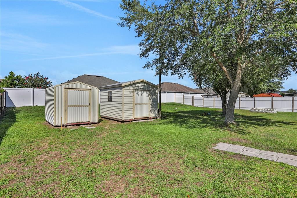 For Sale: $250,000 (4 beds, 2 baths, 1620 Square Feet)