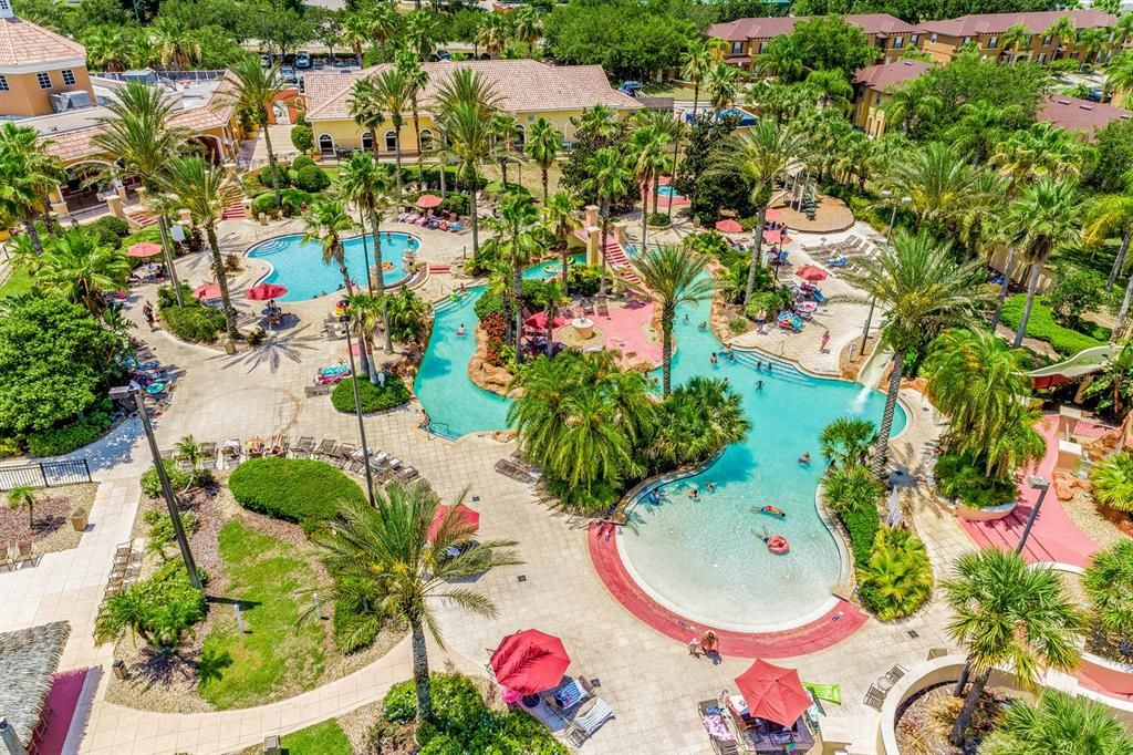 Located just minutes from all the popular attractions; Disney, Universal Studios, Seaworld, Aquatica, ESPN Wide World of Sports, Highlands Reserve Golf Club, Celebration Golf Club and tons of restaurants, shops and activities.