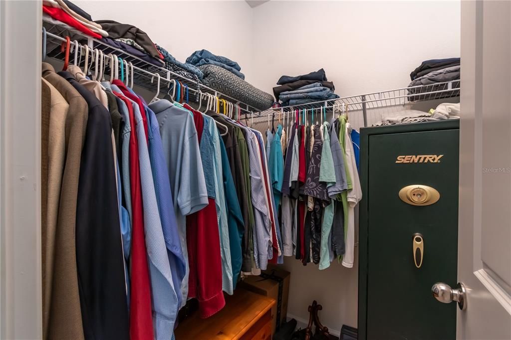 Separate Mens Closet - Master bedroom