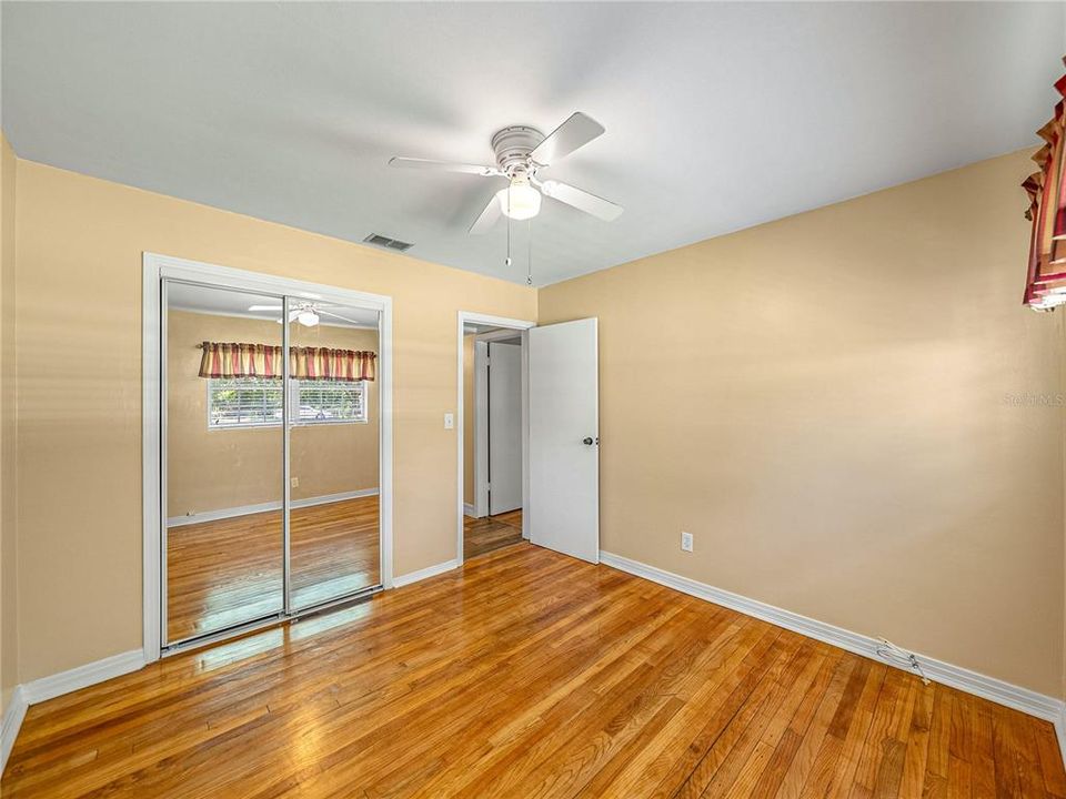 For Sale: $349,000 (3 beds, 2 baths, 1620 Square Feet)