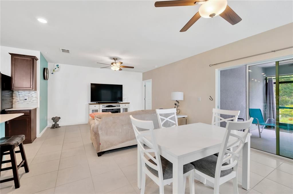 For Sale: $370,000 (4 beds, 2 baths, 1590 Square Feet)