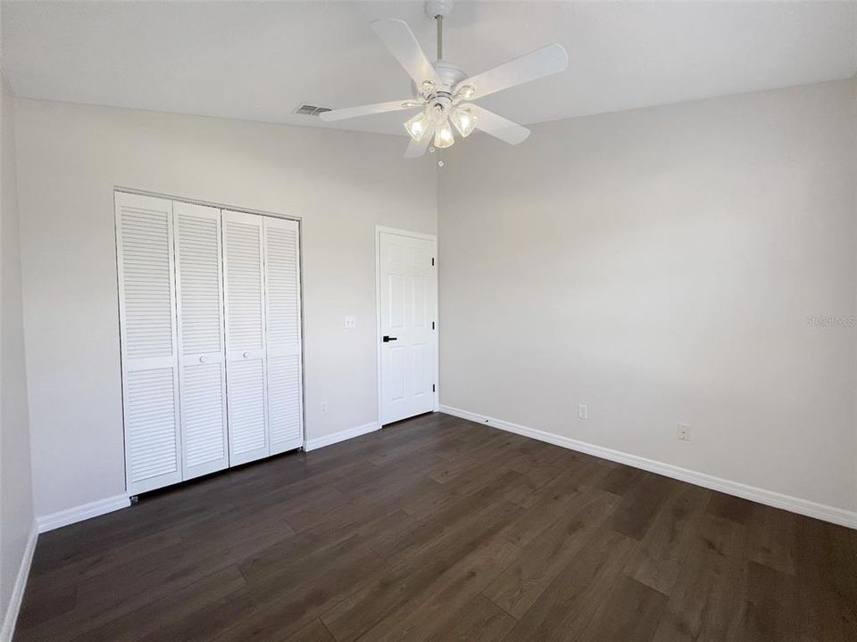 For Sale: $325,000 (2 beds, 2 baths, 1537 Square Feet)