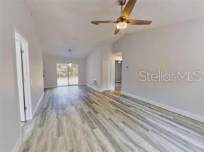 For Sale: $229,900 (3 beds, 2 baths, 1127 Square Feet)