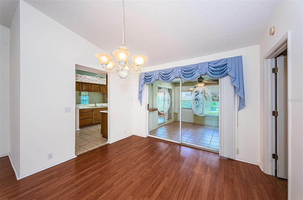 For Sale: $415,000 (2 beds, 2 baths, 1855 Square Feet)