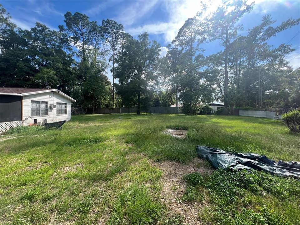 Active With Contract: $220,000 (4 beds, 2 baths, 1884 Square Feet)