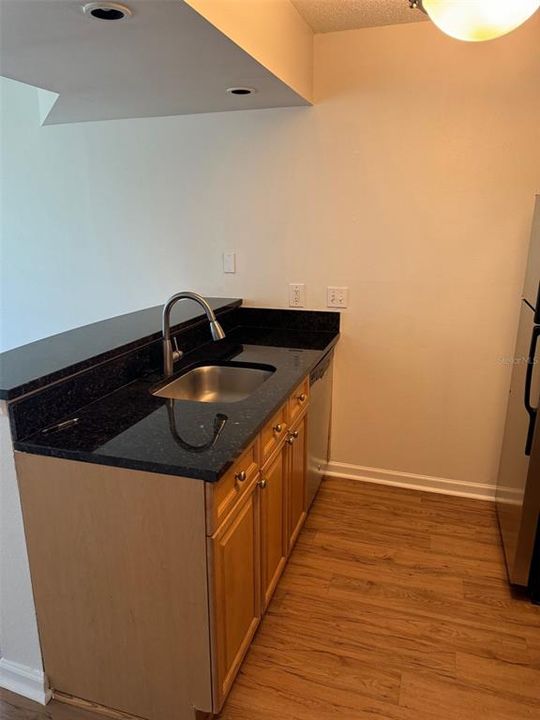 For Rent: $1,345 (1 beds, 1 baths, 485 Square Feet)