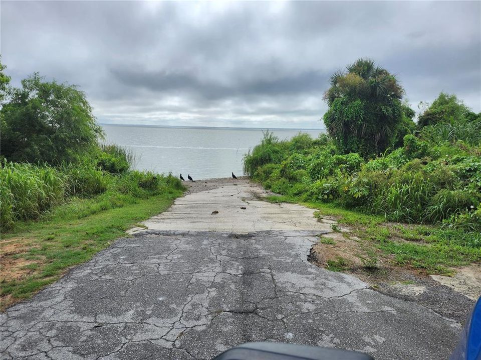 Boat Ramp to Lake Apopka 2 blocks from the house