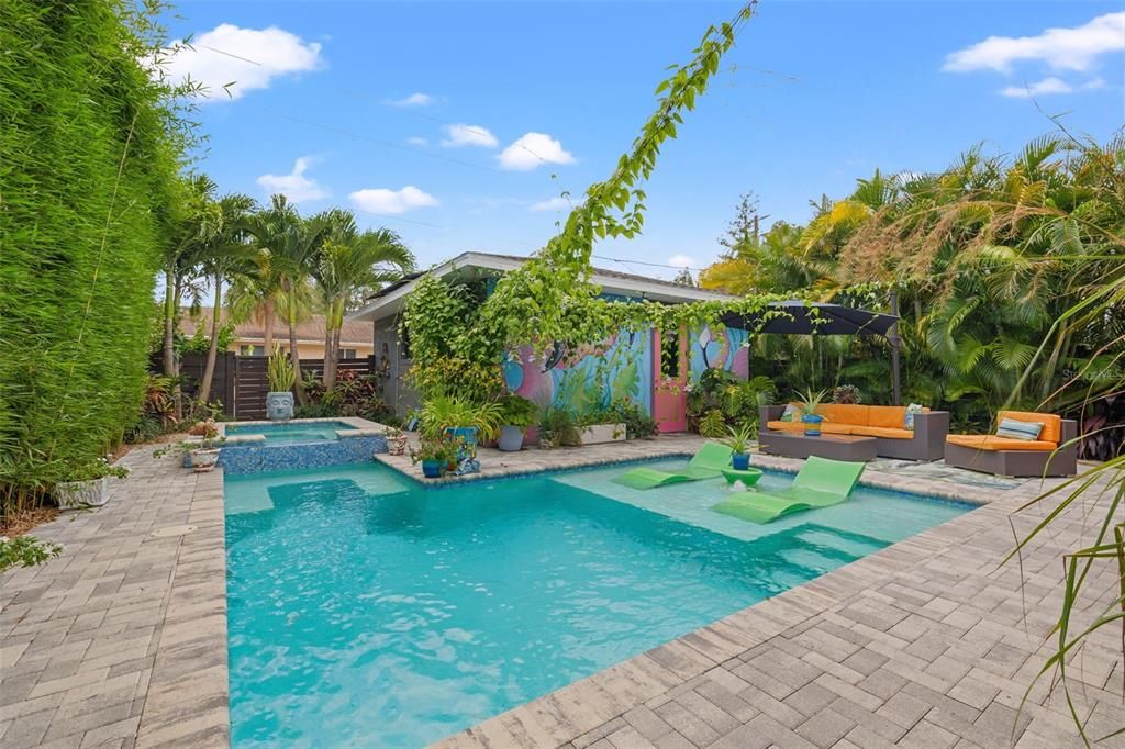 Active With Contract: $1,200,000 (4 beds, 2 baths, 2293 Square Feet)