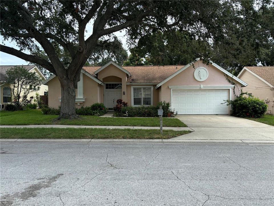 For Sale: $390,000 (4 beds, 2 baths, 1869 Square Feet)