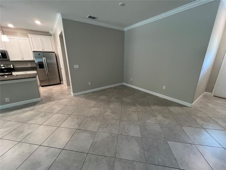 For Rent: $2,900 (4 beds, 2 baths, 2466 Square Feet)