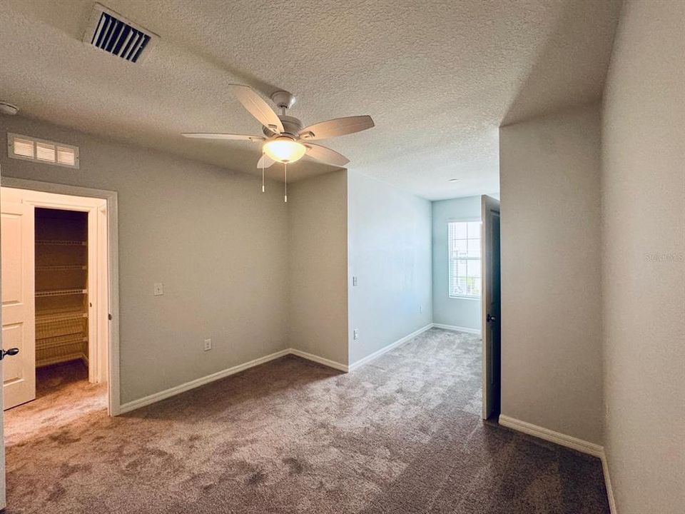 For Rent: $2,349 (3 beds, 2 baths, 1673 Square Feet)
