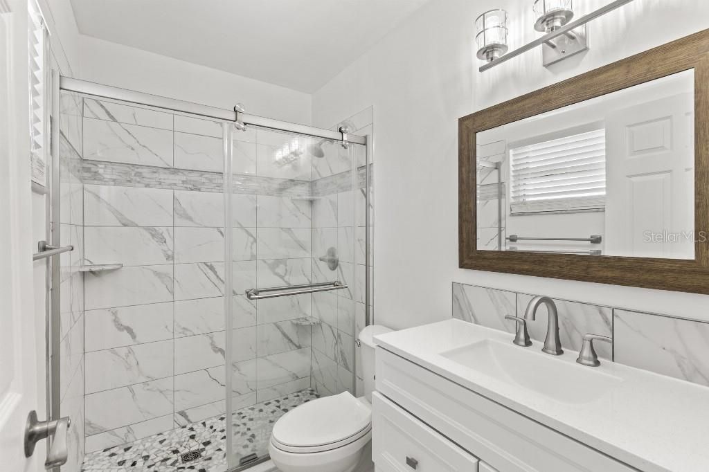 For Sale: $289,900 (2 beds, 2 baths, 1332 Square Feet)