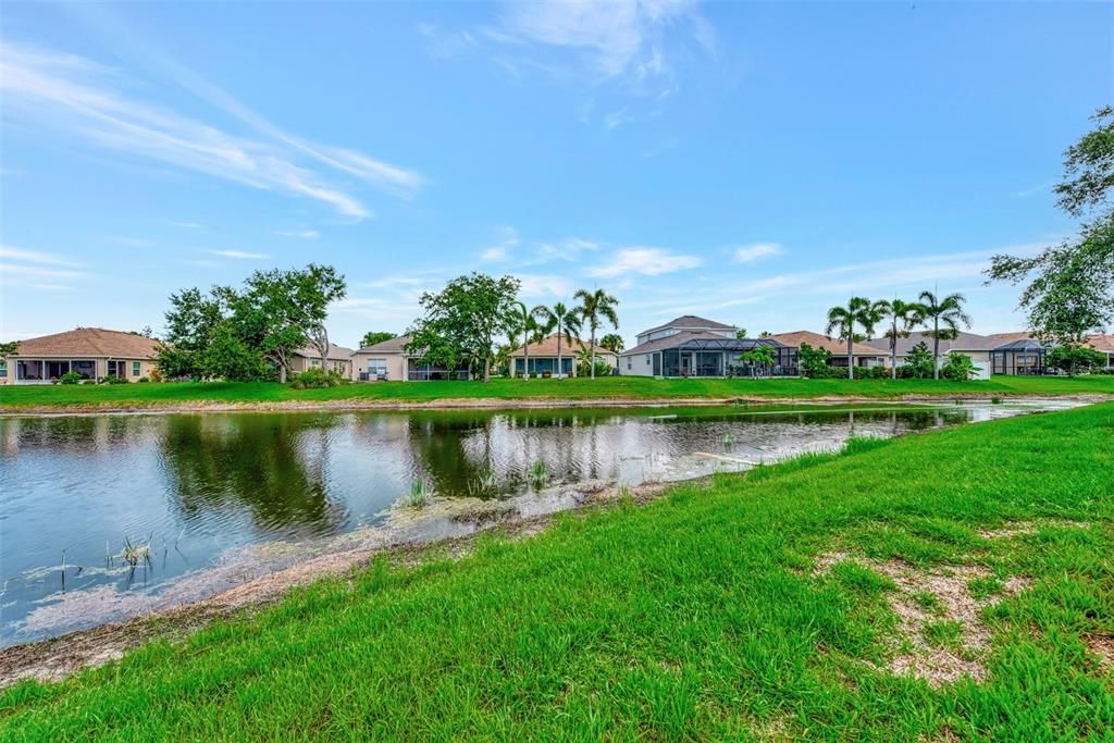 Active With Contract: $559,899 (3 beds, 3 baths, 2206 Square Feet)