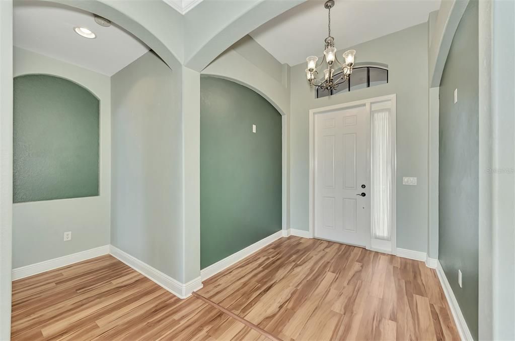 High ceilings and immaculate home.