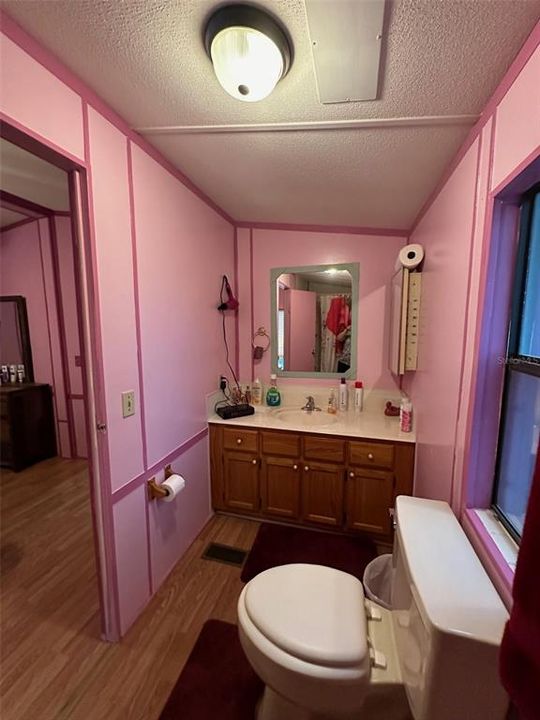 待售: $170,000 (2 贝兹, 2 浴室, 960 平方英尺)