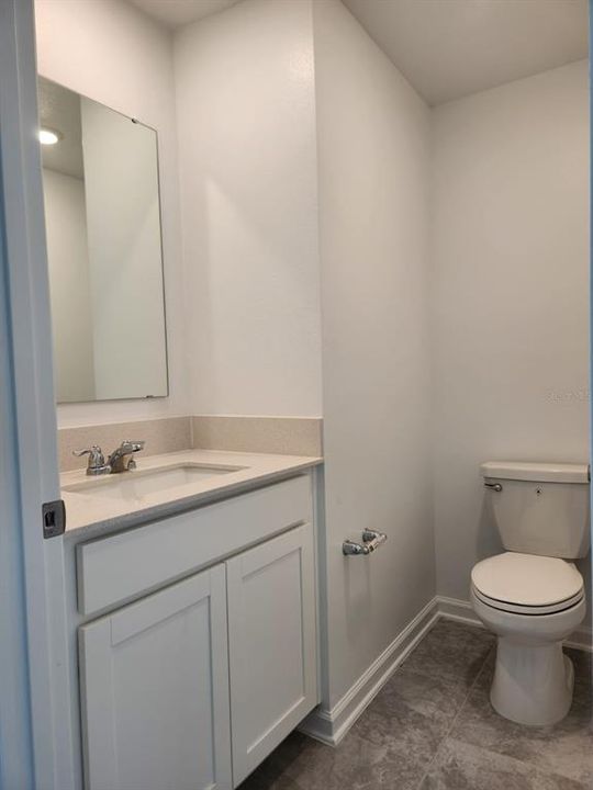 For Rent: $2,100 (3 beds, 2 baths, 1834 Square Feet)