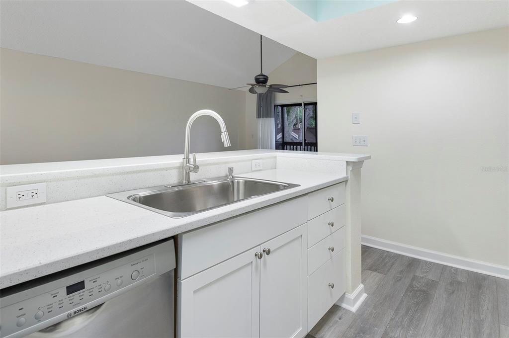 Soft Close Drawers in Kitchen