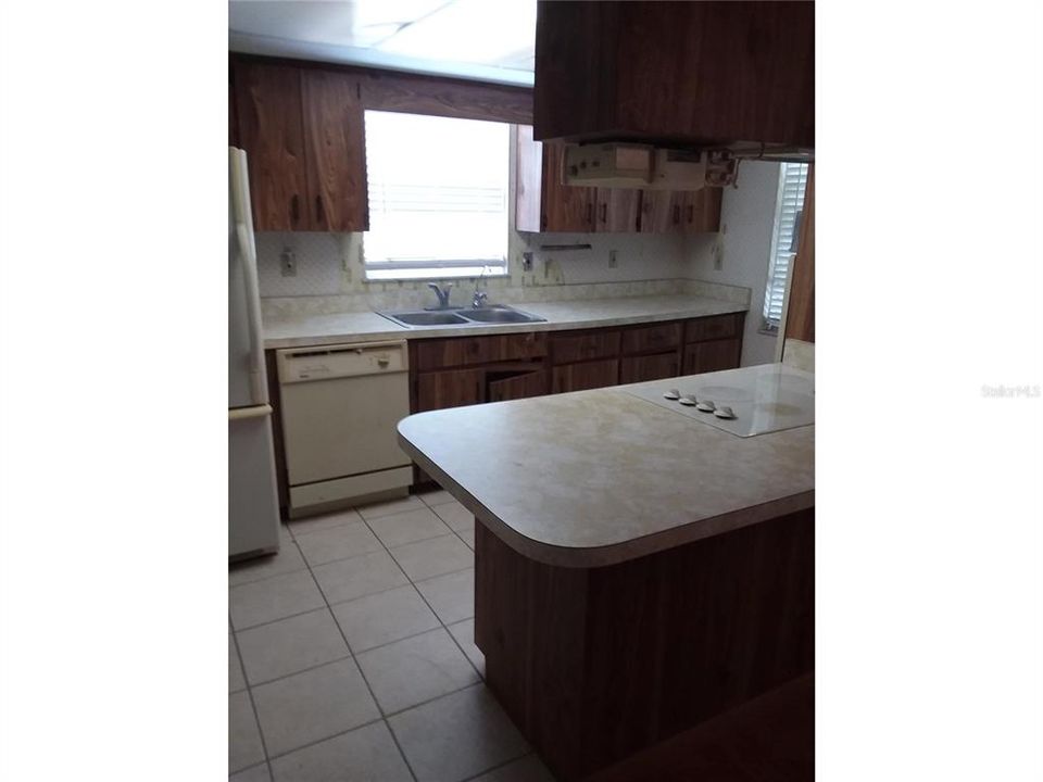 For Sale: $199,900 (3 beds, 1 baths, 1152 Square Feet)