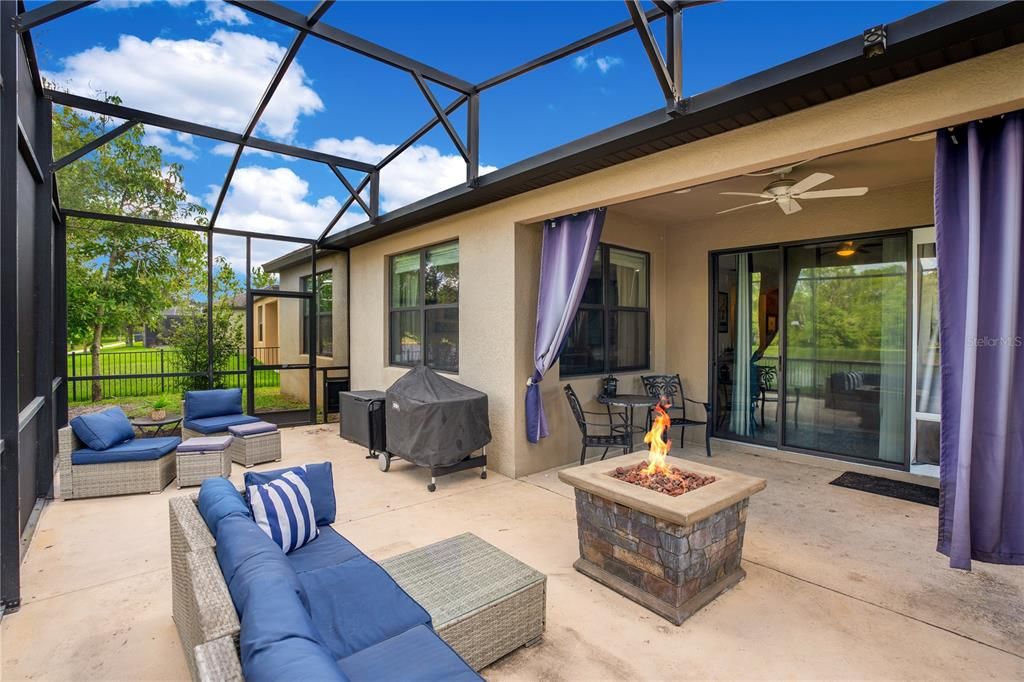 Enjoy relaxing evenings at this amazing screened patio porch