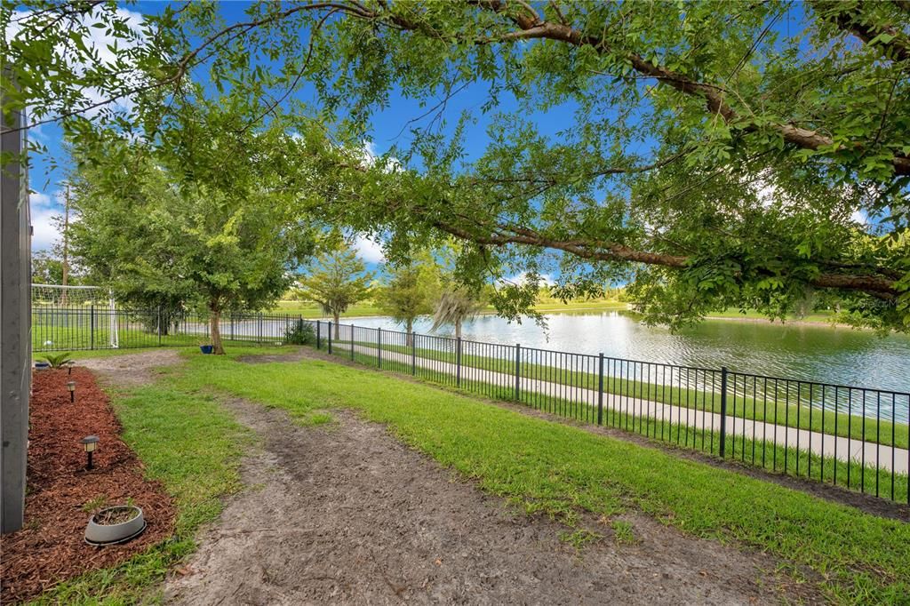 For Sale: $550,000 (3 beds, 2 baths, 1753 Square Feet)