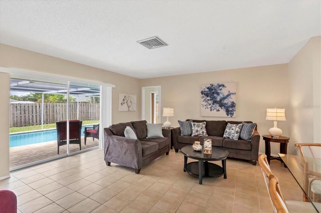 For Sale: $485,750 (3 beds, 2 baths, 1825 Square Feet)