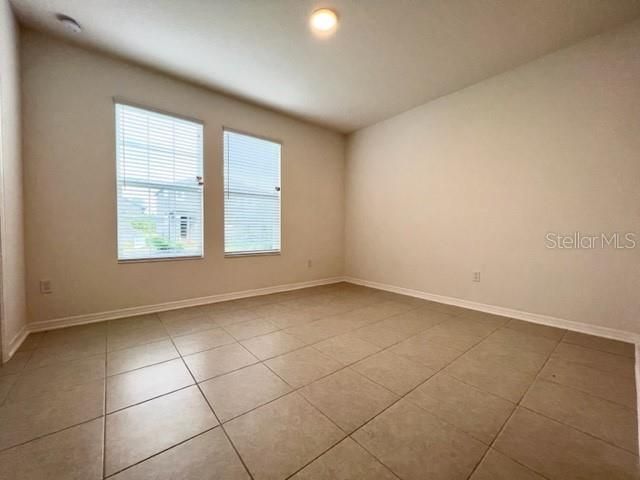 For Rent: $3,250 (4 beds, 3 baths, 2568 Square Feet)