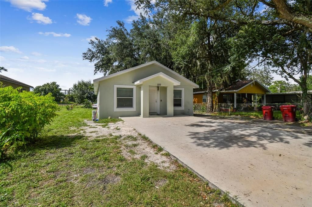 For Sale: $337,000 (3 beds, 2 baths, 1350 Square Feet)