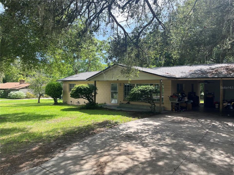 Active With Contract: $310,000 (4 beds, 2 baths, 1316 Square Feet)