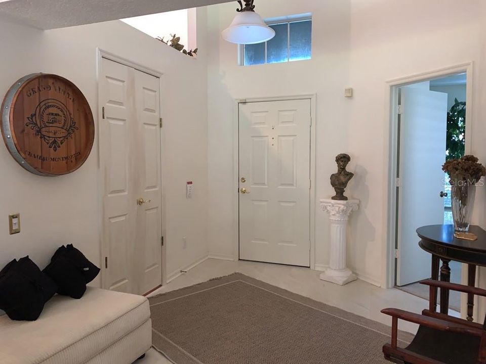 For Rent: $2,500 (3 beds, 2 baths, 1665 Square Feet)