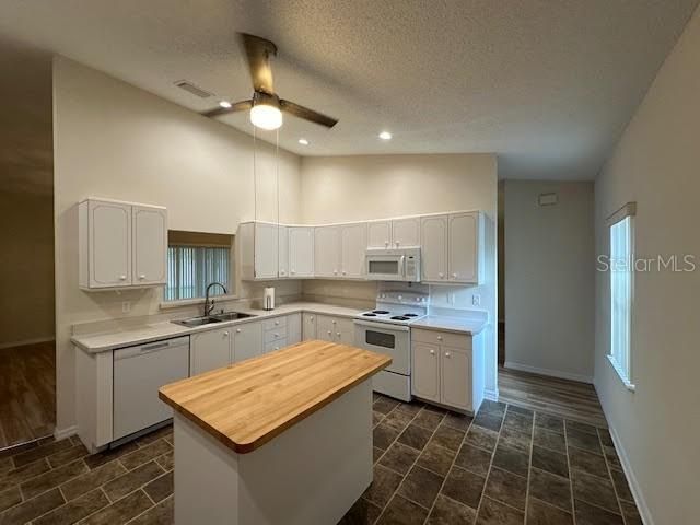 For Rent: $1,850 (3 beds, 2 baths, 1973 Square Feet)